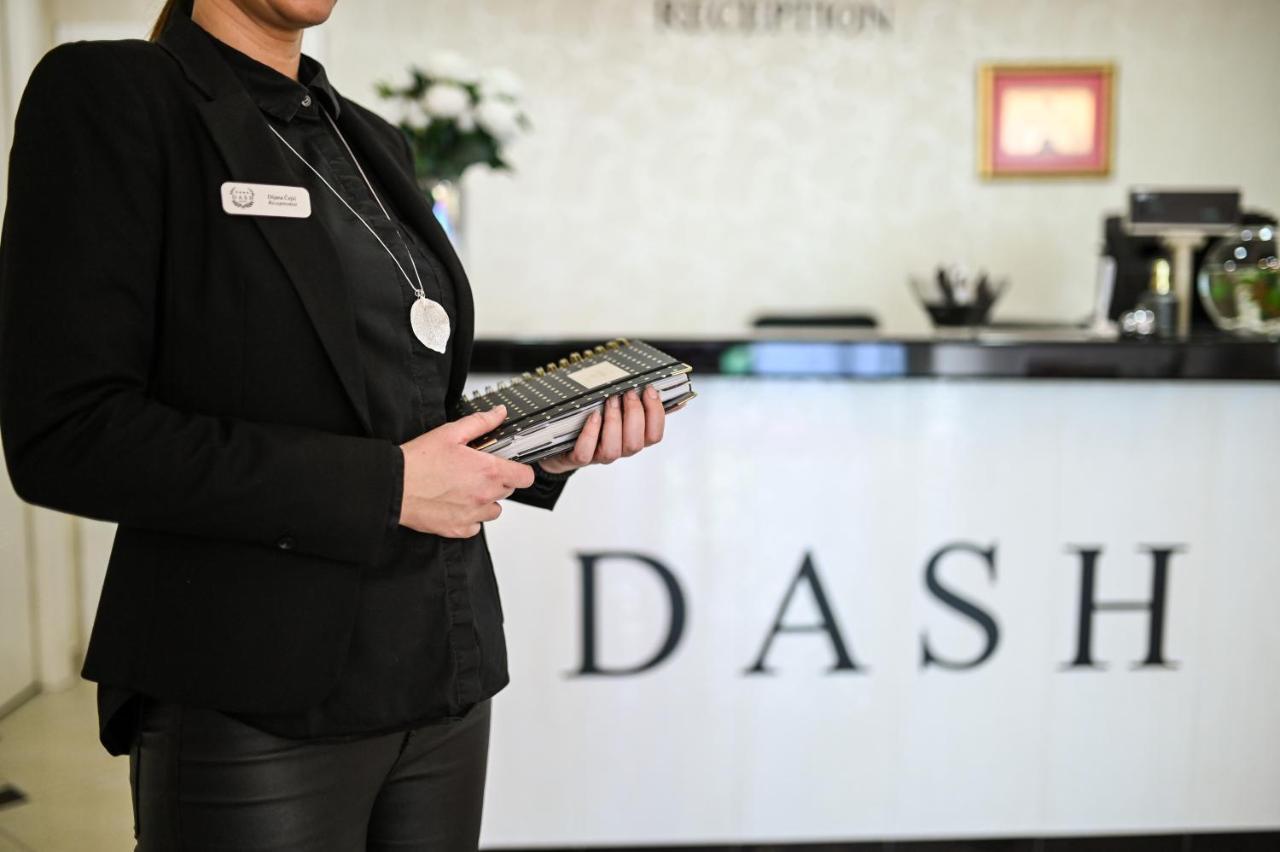 Garni Hotel Dash Novi Sad Exterior foto
