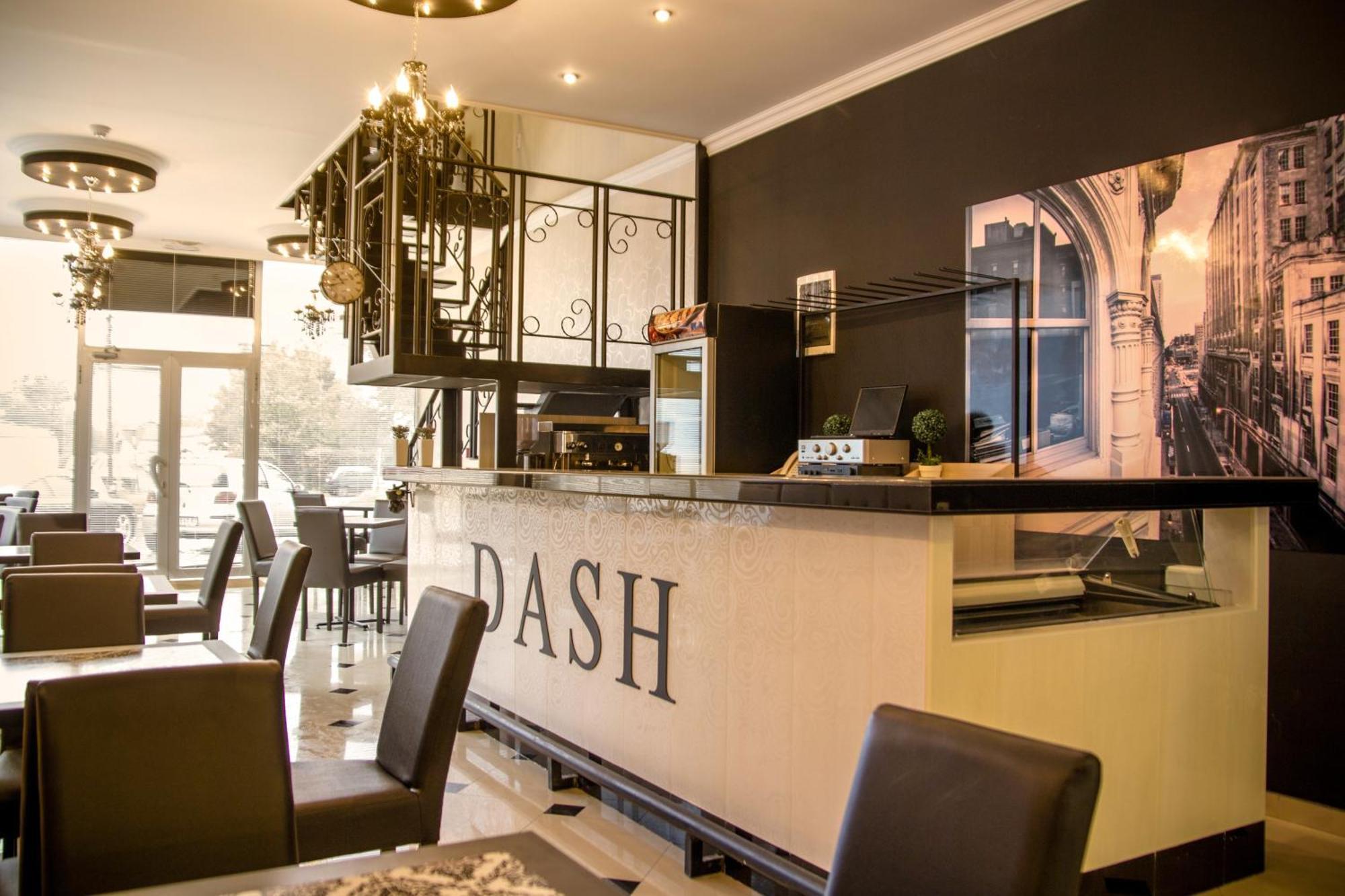Garni Hotel Dash Novi Sad Exterior foto