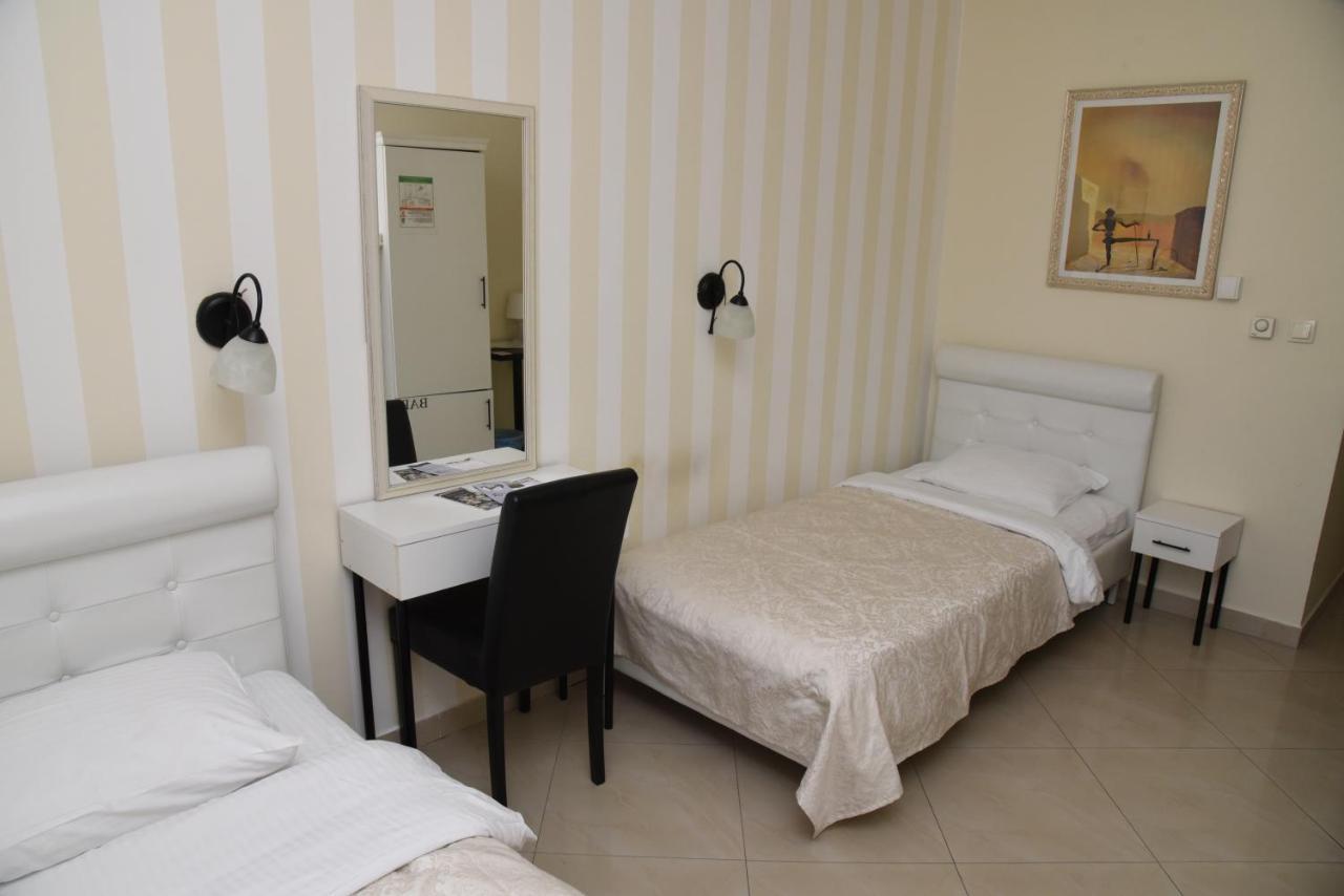 Garni Hotel Dash Novi Sad Exterior foto